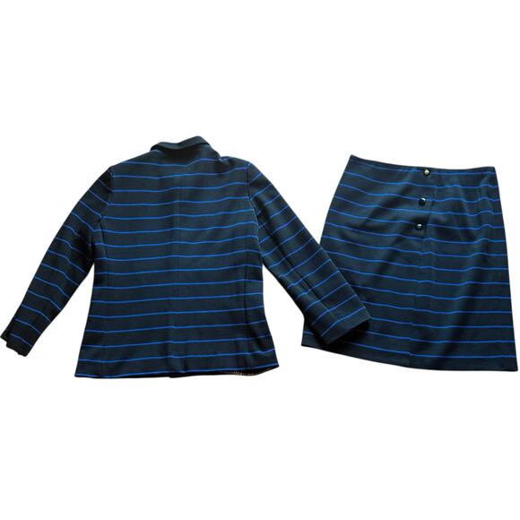 1990's Chanel Boutique Wool Black Blue Striped Jacket Skirt Set Lion Head Button - Picture 2 of 13